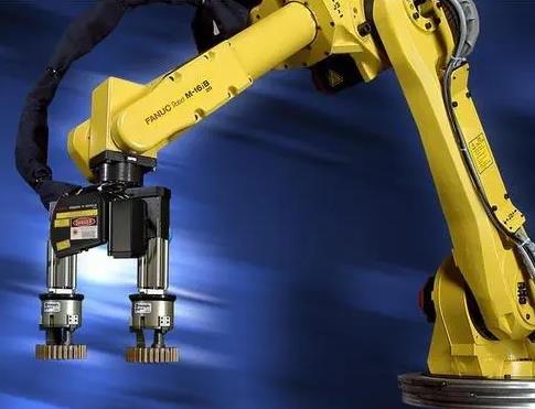 工業機器人壞不壞！維修成本高不高！